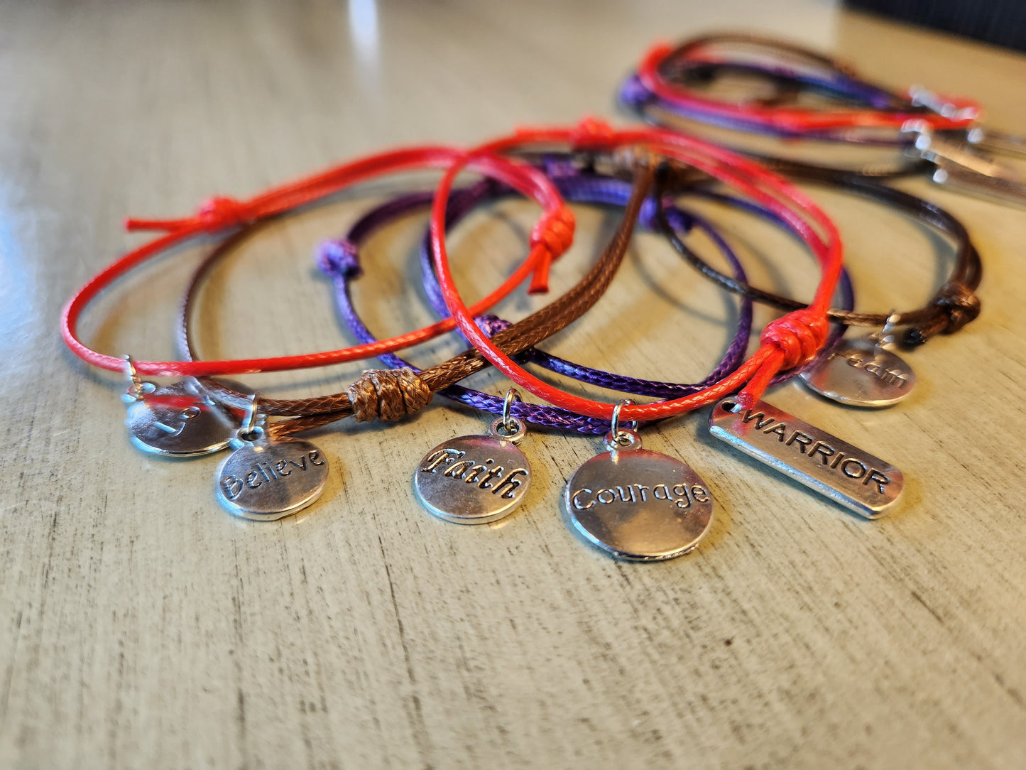 Empowerment bracelets (x5)